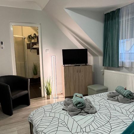 Oreo Apartman Eger Luaran gambar