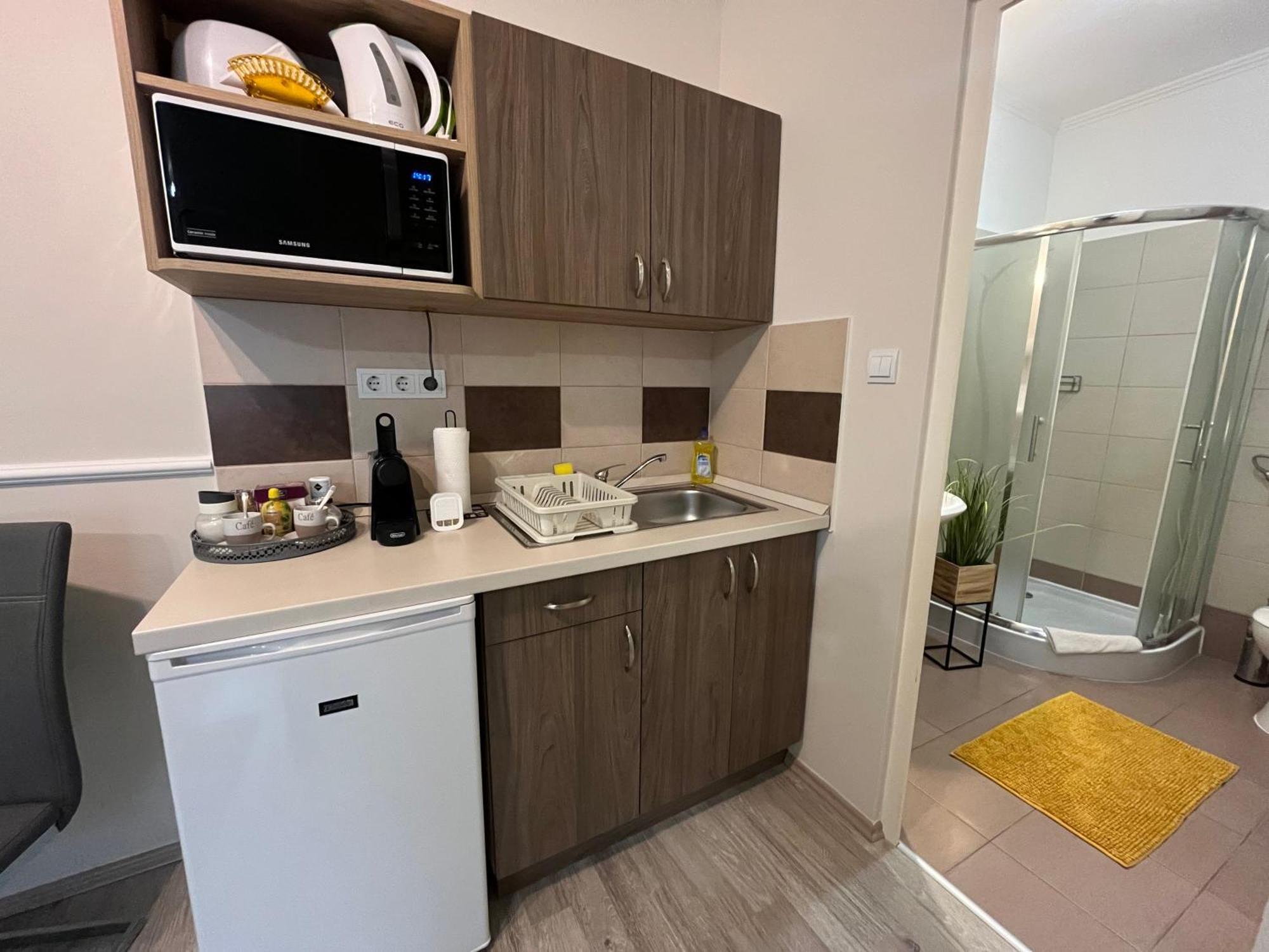 Oreo Apartman Eger Luaran gambar