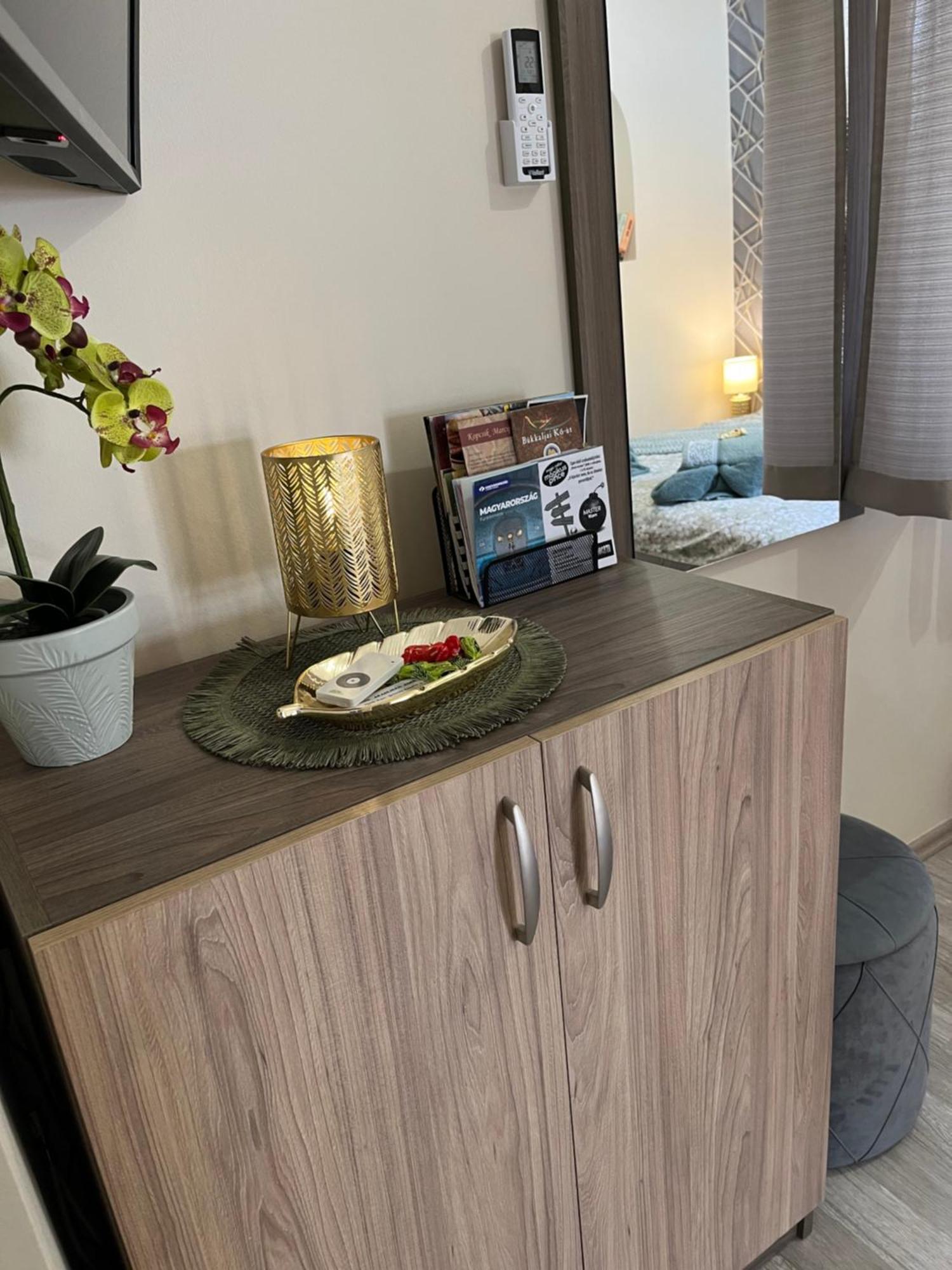 Oreo Apartman Eger Luaran gambar